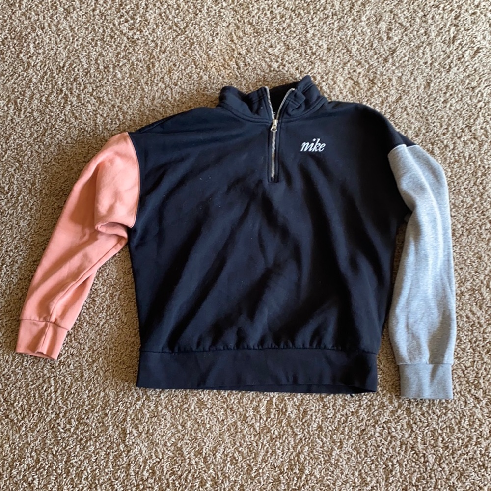 Nike sweatshirt
